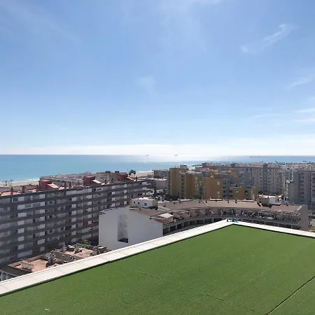 Global Properties, Con Terraza Y Vistas Al Mar * كانيت ذي بيرينغير